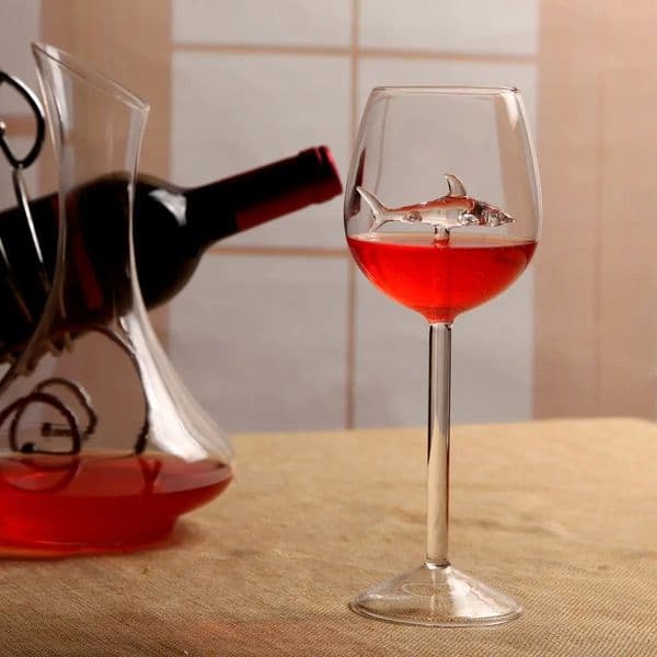 Shark Wine Glasses Glass Cup European Red Wine Cup Water Bottle Goblet Wedding Party Decoration Gift 300ml 251204