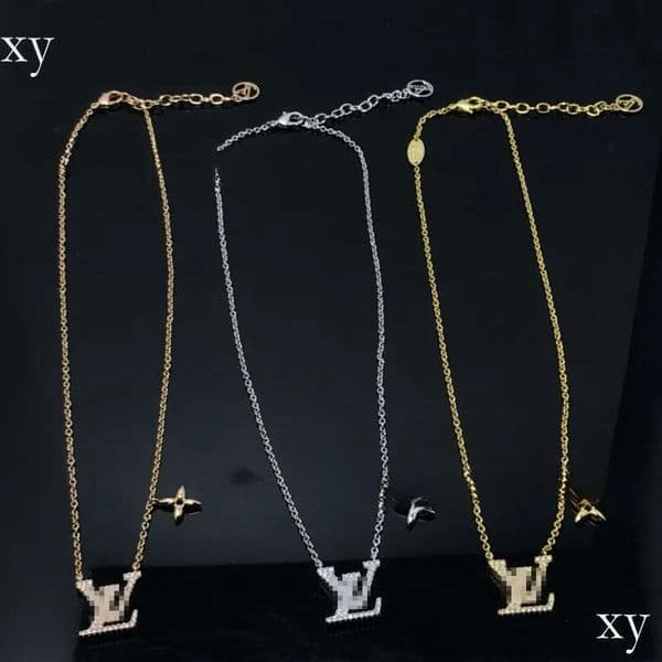 Letter Full Diamond women designer necklace Gold plated 18K Pendant Necklaces Clover flower Stainless Jewelry Luxury Gift