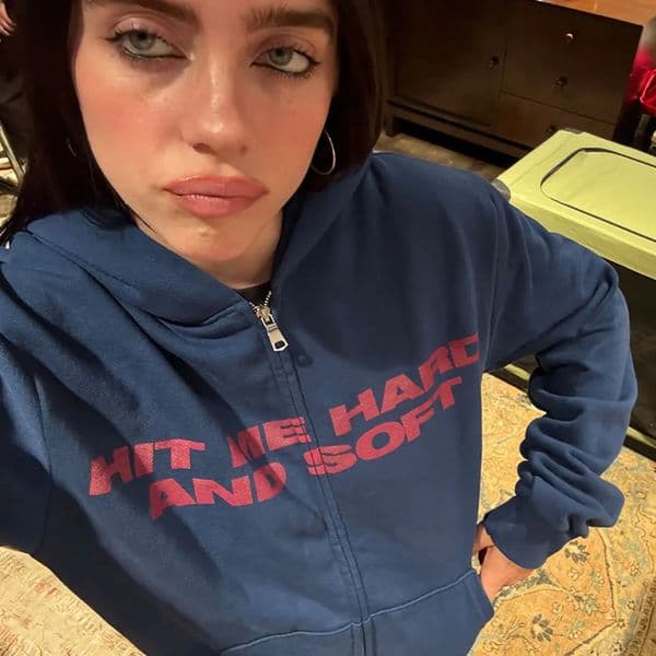 Hit Me Hard and Soft Tour Zipper Hoodies Fans Gift Men Women Clothing Pullovers Fashion Hip Hop Zip Up Sweatshirts Jackets 251205