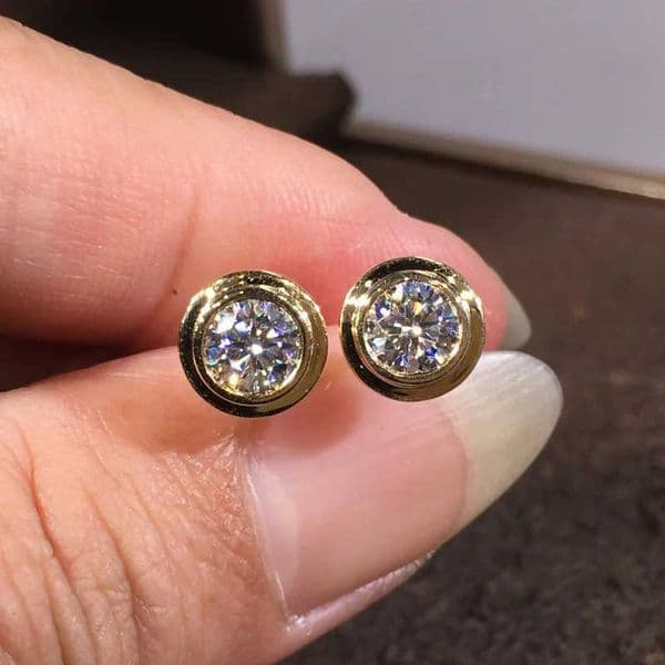Unisex Classic Small Round Stud Earrings For Women Men Antique Gold Color White Zircon Tiny Ear Studs Daily Versatile Jewelry CZ K251209 Z260203