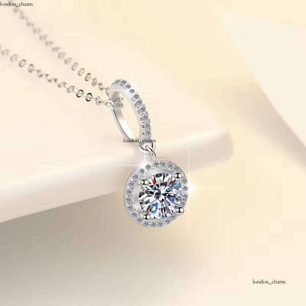 Premium Women's Fashion VVS Round Double Ring Chain Sier Jewelry VVs1 Sandstone Necklace Pendant