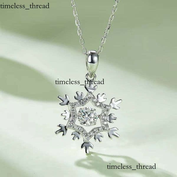 Messi Snowflake Shape Elegant Women's Jewelry 925 Silver VVS Moissanite Necklace