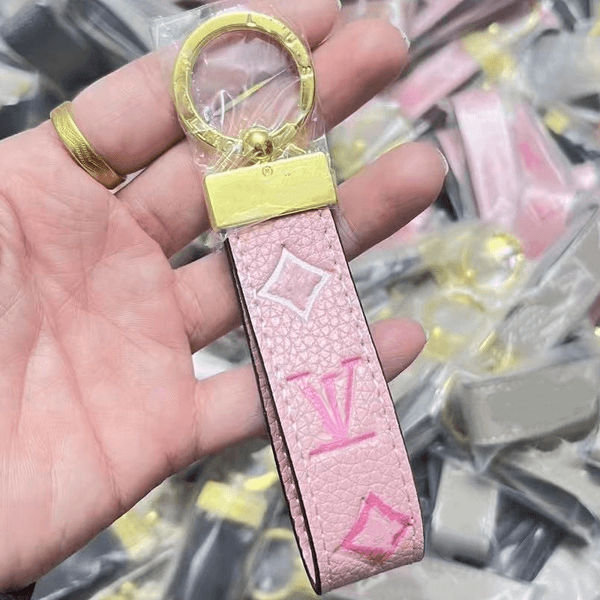 luxury keychain designer purse charm charms bag holder keyring fashion key chain wallet high quality 2026