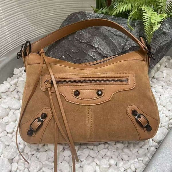 Cross-Border Moto Unisex Trendy Commuter Handbag Single Shoulder Fashion Underarm New Rivet Crossbody Bag