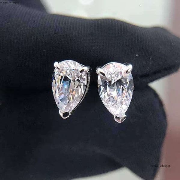 Pear-shaped Moissanite VVS Moissanite VVS Moissanite 925 Sterling Silver Stud Earrings