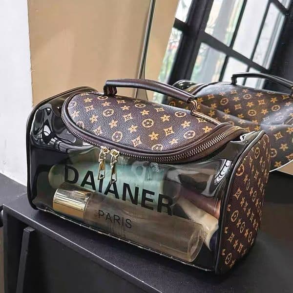Makeup bag large capacity portable waterproof for travel with a sense of luxury simple cosmetic storage bag men's and women's toiletry bag