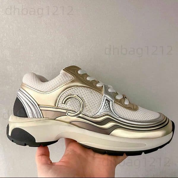 Size 3542 Designer Sneakers Men Women Casual Shoes Vintage Suede Leather Trainers Allmatch Stylist Sneaker Patchwork Leisure Shoe Laceup Print Platform