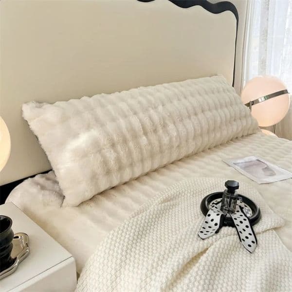 2025 solid color imitation rabbit plush adult pillowcase milk plush extended snowflake plush pillowcase without pillow core 251209