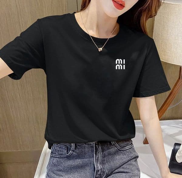 MM Summer new high-quality brand fashionable women's T-shirts round-neck short-sleeved T-shirts and high-end fashionable women's casual T-shirts.