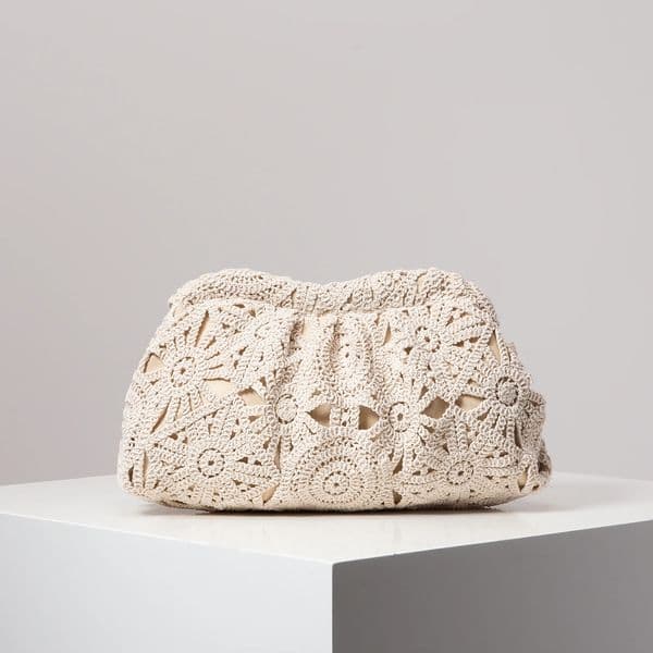 Patterned Hollow Woven Clutch Bag Simple and Versatile Handbag Bohemian Beach Bag Holiday Casual Straw Wallet Elegant Evening Party Bag Patterns Are Random 251213