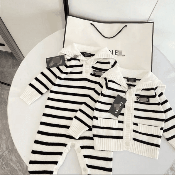 2026 New Designer Label Newborn Full Moon Gift Infant Boys And Girls Fashion perfume cologne Letter Jumpsuits NEW Baby Clothes 100% Cotton Brand Kids Romper 0 2