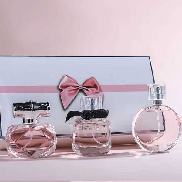 90ML30mlx3PCS Eau De Parfum Gift Box Feminino Spray Light Scent Floral Fruity Chypre Notes LongLasting Women Perfume Set M251215