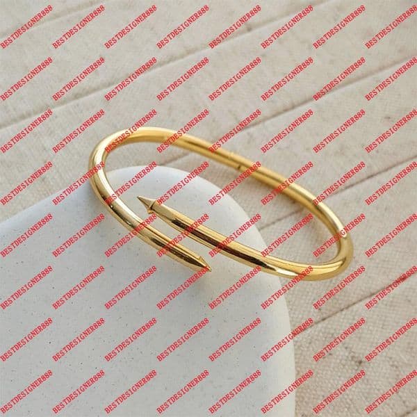 Classic Gold Bracelet Womens Fashion Jewelry Designer Nails Bracelets High Quality With Box Popular Jewelrys Ladies Luxury Celebrity Bracelets Size 17,19CM