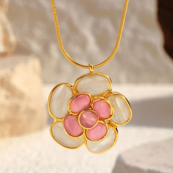 2Pcs French Fashion Style Exquisite Stainless Steel Pink Flower Pendant Necklace High-End Clavicle Chain Titanium Steel Necklace
