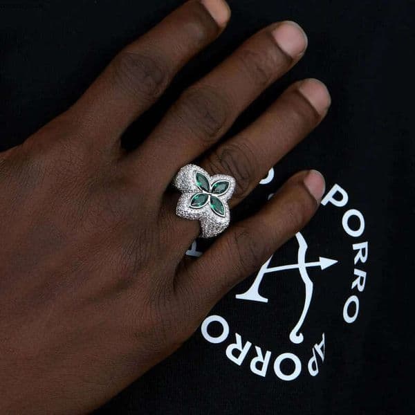 VVS Moissanite Micro Inlay Iced Out Shiny Dazzling Fashion Hiphop Brass & Gold Plated Eye-catching Green Flower Ring