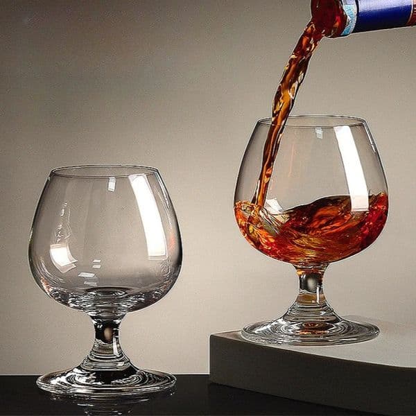 300ml/260ml Champagne Glass Wine Glasses Household Tall Footed Glass Cup Vintage Transparent Cocktail Glass Bar Drinkware 251215