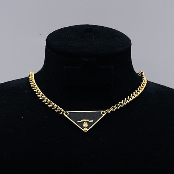 Pendant Necklaces Classic Stainless Steel Jewelry Luxury Designer Women Mens Hip Hop Necklace Womens Inverted Triangle Necklace Fashion Jewelry Necklace