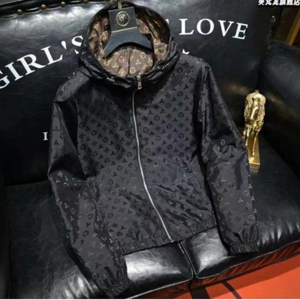 Spring mens pluz size windbreaker jacket mens European style jacket top hooded youth casual sun protection outwear jacket top men clothing 4XL gft