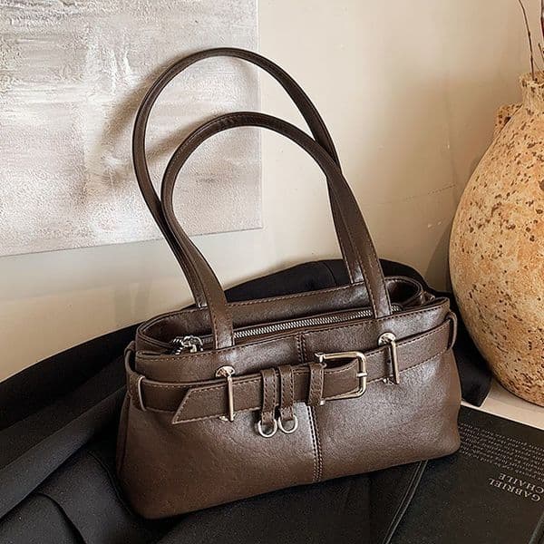 Leisure One Shoulder Armpit Bag Retro and Fashionable Commuting Bag