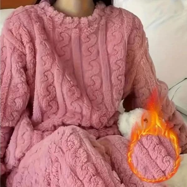 Winter Warm Coral Velvet Pajamas Set for Women Thick Fluffy Sleepwear Lounge Suit Cozy Soft Homewear Outerwear Cold Weather 251218