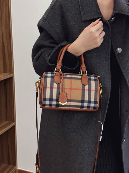 Women's bag with high-end sense light luxury retro fashion shell bag new style textured versatile crossbody bag stylish printed handbag