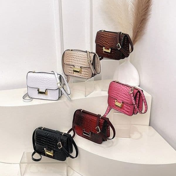 Shoulder Bags Evening Bags Shoulder Bags Crocodile Grain Home Womens Bag 2025 New Fashion Versatile Handbag Single Shoulder Messenger Womens Bag High