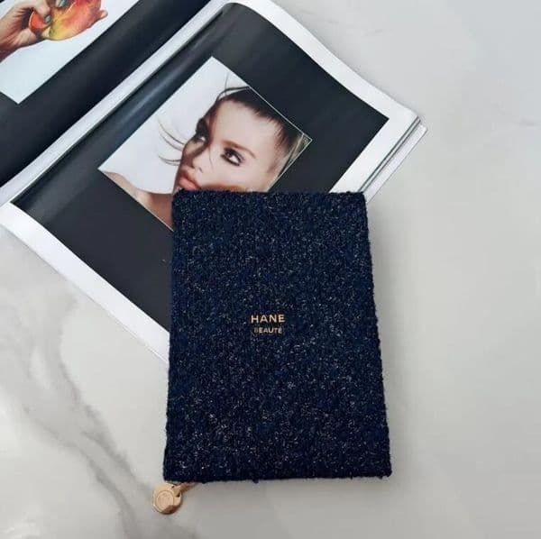 2026 perfume Wholesale High End Designer Classic Letter Logo Black Ballpoint Pen Set Luxury Business Ledger Notepad A5 Recording Note Cloth cologne Simple Porta