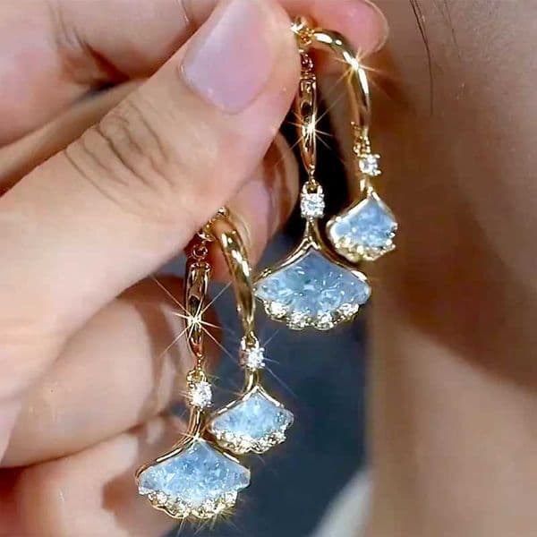 Exquisite Light Blue Crystal Ginkgo Earrings For Women Fashion Personalized Daily Accessory Party Jewelry Birthday Gifts H251220