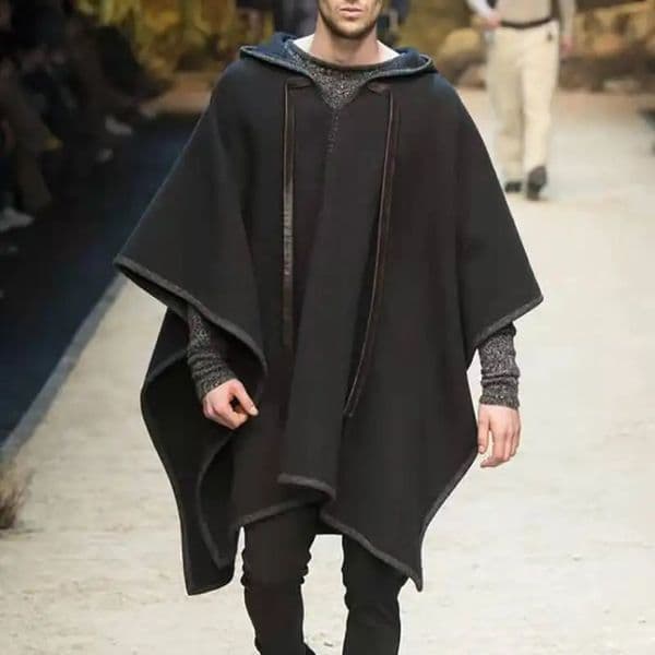 Vintage Poncho Men Oversized Hooded Irregular Trench Punk Male Outerwear Fashion Coats Cloak Hood Letter Print Cape Female 251219