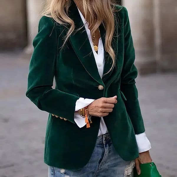 Womens Casual Long Sleeve Solid Short Jackets Winter Elegant Button Velvet Slim Fit Overcoat Autumn Fashion Lapel Blazer Coats 251217