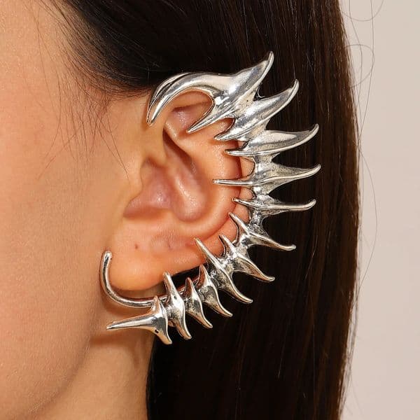 Gothic Punk Thorn Spine Skeletal Mechanical Style One Side Ear Cartilage Clip Piercing Earring For Women Halloween Jewelry 251219