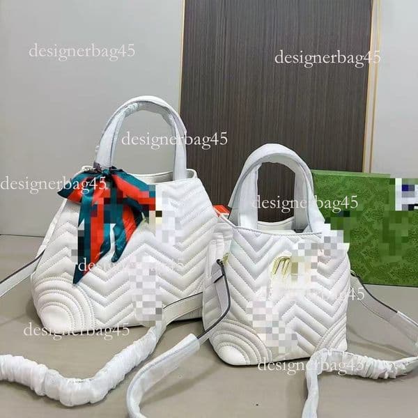 In Stock designer bag Shopping Handbag Extra Luxury handbag Large Capacity Durable Fashion Versatile Tote Women S Bag Export Cross Border Exclusive