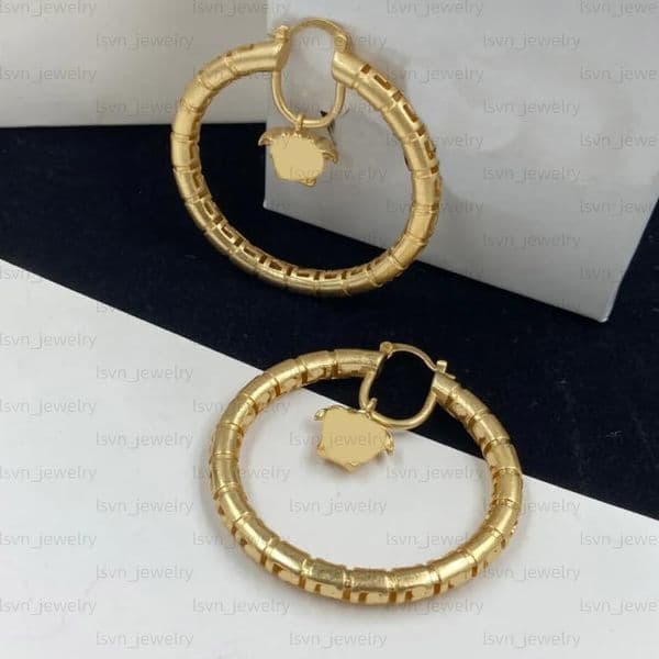 Jewlery designer for women or designer jewelry earrings Dangle Chandelier Classic popular fashion online celebrity accessories jewelry gifts Q260520