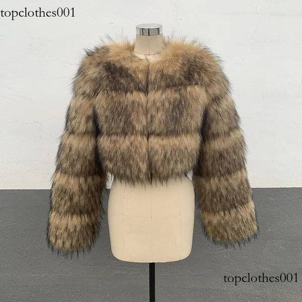 Imitation 2025 New Winter Faux Fox Fur Temperament Elegance Round Neck Leisure Women For Coat H515
