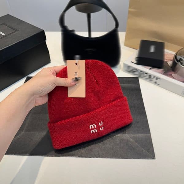 beanie Designer beanie luxury beanie hat versatile beanie knitted hat warm outdoor womens hat cappelli travel skiing wholesale test nice manners Scarves mm letter