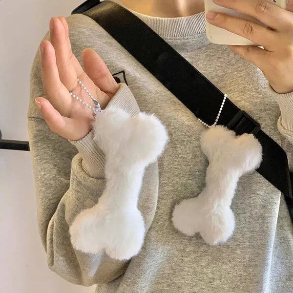 Plush Stuffed Animals Bone Keychain Funny Creative Cartoon Kawaii Couple Chubby Soft Pendant Key Ring Cute Costume Accessories 251224BJ
