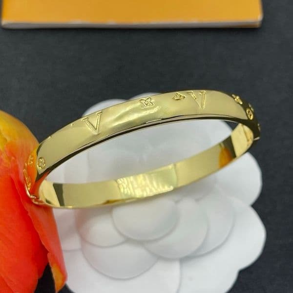 Designer Bracelet High Quality Copper Bangle Letter Jewelry Flower Wristband Cuff for Men Women Wedding Party Love Jewelry Gifts