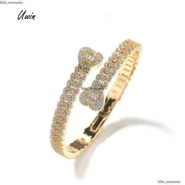 2025 Valentine's Day Gift Cuban Link Heart Sweet Cute Women's Hip Hop Jewelry Brass Iced VVS Moissanite Bracelet