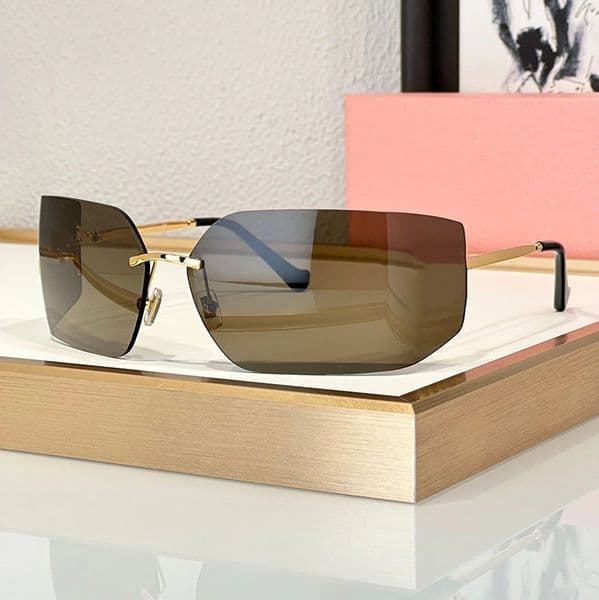 outfit Sunglasses designer beach sunglasses men sunglass woman rimless frame mirror cat eye shades luxury sun glasses for women Y2K spicy girl gift Top quality