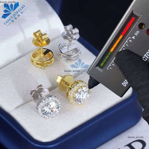 VVS Moissanite 2 CT 8mm Halo White Yellow Gold Plated D VVS Carbon Silicon Stone Gra Butterfly Lock Women's Earrings 925S