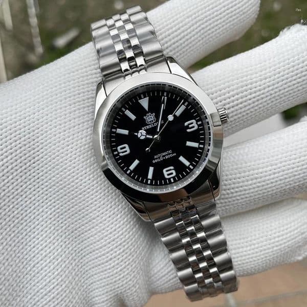 Wristwatches STEELDIVE Men 39mm Fashion Automatic Mechanical Wristwatch Diving 200M Waterproof C3 Luminous Sapphire NH35 Sport