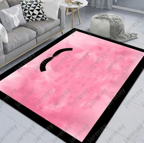 Luxury Washable Rug Vintage Carpets Fashionable Doormat Letters Carpet Designer Carpet For Bedroom Dining Room Soft Boho Non-Slip Floor Mat Clothing Room