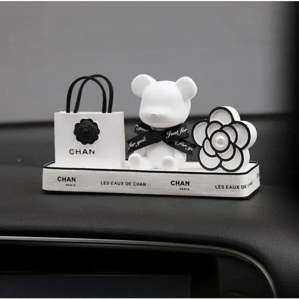 Luxury Gifts Desktop Decorative Objects Bags Bear Camellia Letter Logo Shaped Decorations Home Decor Ornaments Living Room Bedroom Children's Room Ornaments