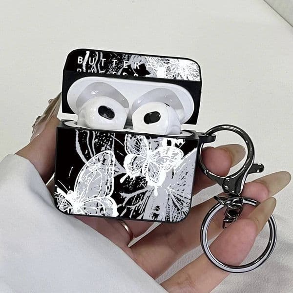 White Graffiti Butterfly Pattern Earphone Pro2/Pro3/Pro Headset Case for Apple AirPods 4/3/1/2 Cover With Hook