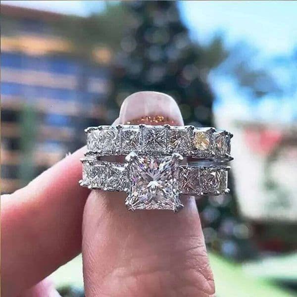 Huitan Princess Cut Square CZ Promise Rings 2Pcs/Set for Women Fashion Luxury Wedding Accessories High-Quality Female Jewelry