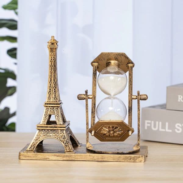 Creative retro iron tower hourglass office desktop decoration ornament rens Day gift student crafts 251223