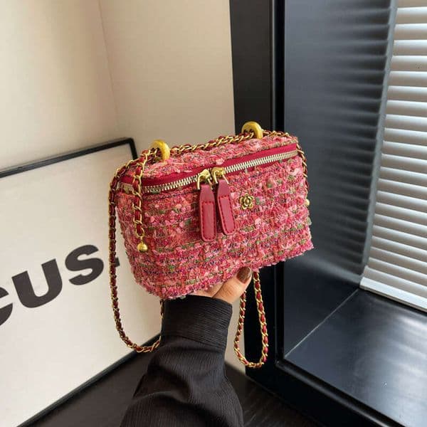 luxury bag Niche Fashion Chain for Women New Style Small Wool Handbag Box Versatile Crossbody Bag