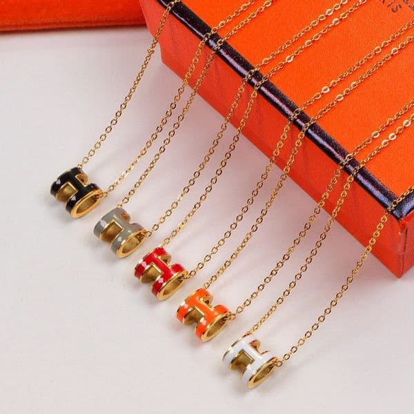 15 Mix Colors Fashion Designer Necklace Gold Plated Cute 3D Luxury Letter Pendant Necklace Titanium Steel Fashion Jewelry For Women Girls Wholesale