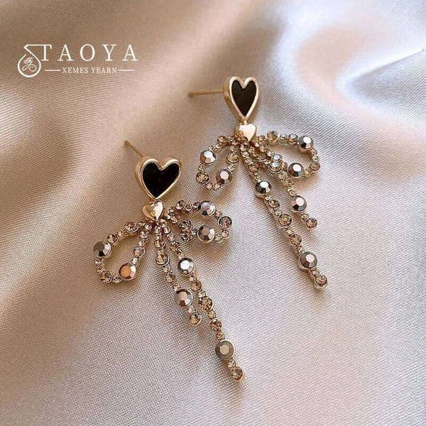 Valentine's Day Design Sense Black Heart shaped Zircon Bow Tassel Earrings 2024 Fashion Jewelry Unusual Accessories for Women