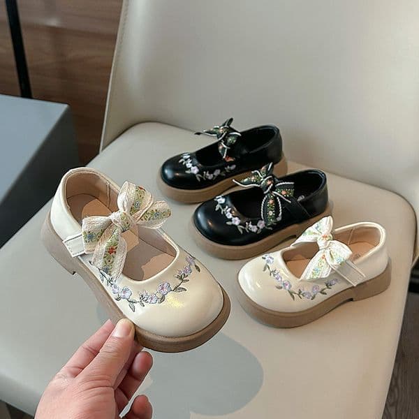 Girl Leather Shoes Princess Kid Student School Casual Black Versatile Shoes Hook Loop Children Glossy Mary Jane Autumn Hot